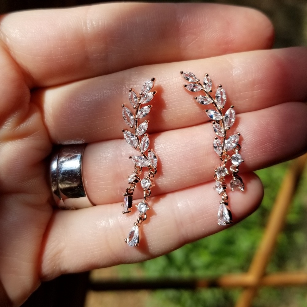 AAA CZ Rose Gold Color Copper Angel Wings Studs - Picture 3 of 6